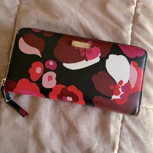 Kate Spade ♠️ wallet
